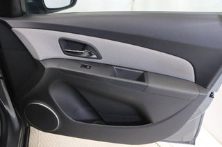 Chevrolet Cruze sedán 1.6 16V LS 4P