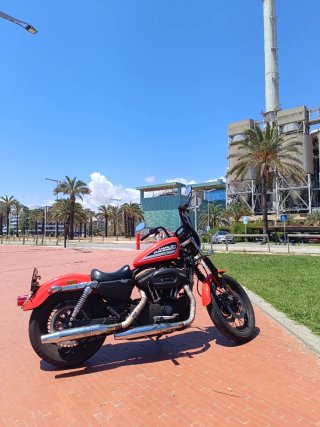 Harley-Davidson Sportster 883R