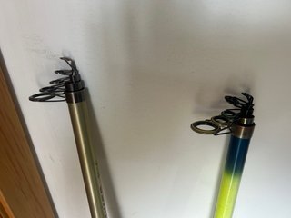 2 Cañas de pescar con carrete