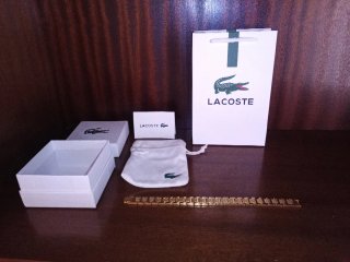 Pulsera Lacoste Dorada totalmente nueva