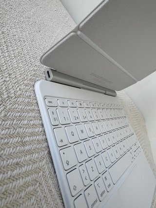 Teclado/Funda Magic Keyboard iPad Pro 11 M5 Blanco