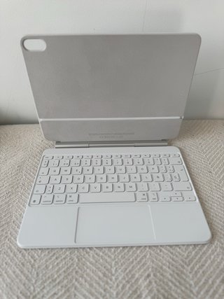 Teclado/Funda Magic Keyboard iPad Pro 11 M5 Blanco