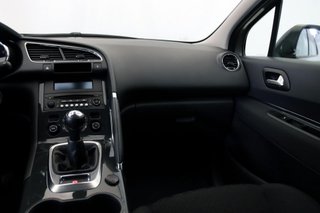 Peugeot 3008 1.6 VTI STYLE 5P