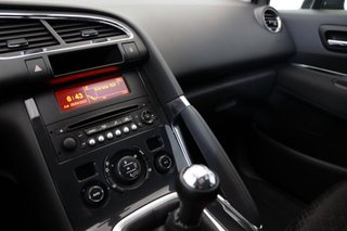 Peugeot 3008 1.6 VTI STYLE 5P