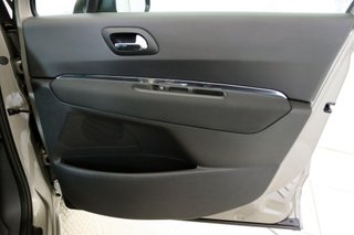 Peugeot 3008 1.6 VTI STYLE 5P