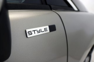 Peugeot 3008 1.6 VTI STYLE 5P