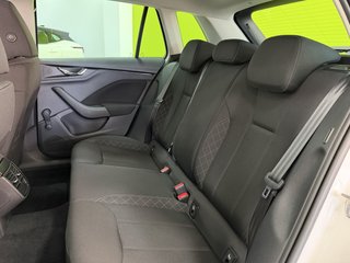 Skoda Kamiq Emotion 1.0 TSI 110CV DSG Espectacular