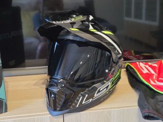 Casco Ls2 Mx701 C Explorer Carbono talla M trail