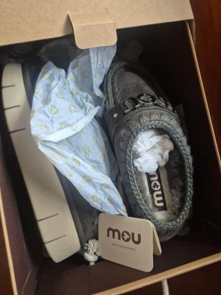 Zuecos MOU Verde Talla 36 Nuevo con etiqueta