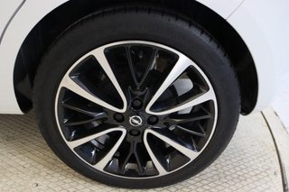 Opel Corsa 1.4 DESIGN LINE GLP 5P