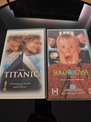 Solo en Casa VHS Película y Titanic