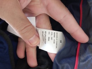 Traje de hombre azul mido 1'72 y peso 73