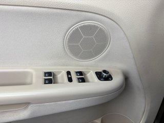 VOLKSWAGEN GOLF PLUS 1.6 TDI TECHO SOLAR, CARPLAY