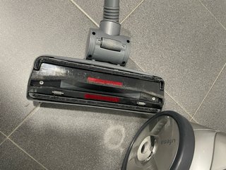 Aspiradora sin bolsa Ufesa AS3016E