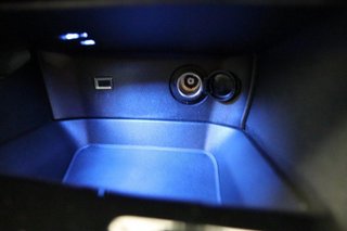 Peugeot 3008 1.6 HYBRID 225 E-AUTO ALLURE 5P