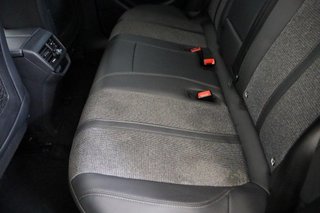 Peugeot 3008 1.6 HYBRID 225 E-AUTO ALLURE 5P