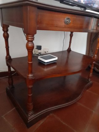 Mesa TV madera nogal con cajones