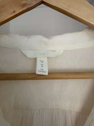 Blusa corta H&M anudada