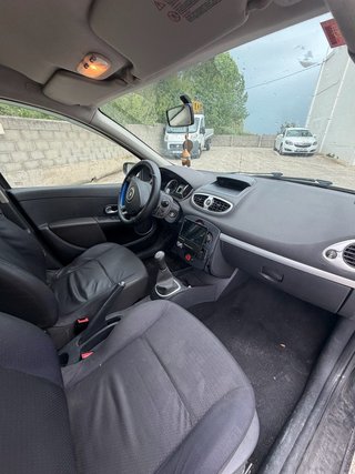 Renault Nuevo Clio Renault Nuevo Clio Emotion 1.5DCI85