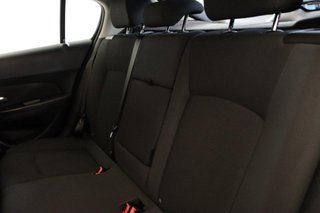 Chevrolet Cruze sedán 1.6 LS+ CLIMA 4P