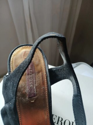 Sandalias negras tacón alto