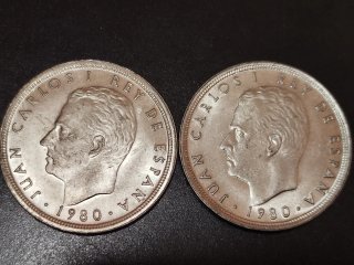 Lote 2 monedas 50 pesetas *81 y *82.