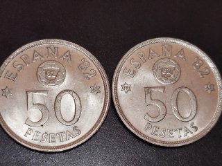 Lote 2 monedas 50 pesetas *81 y *82.