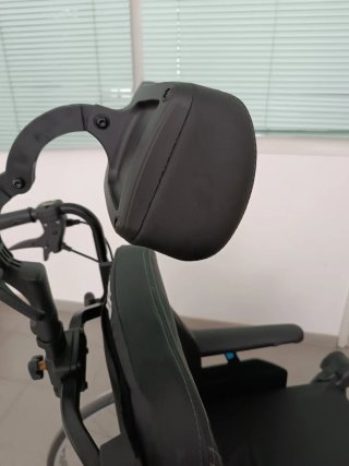 Silla ruedas basculante