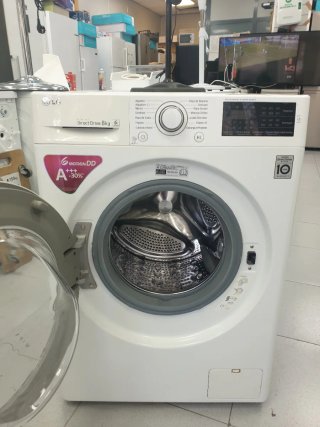 Lavadora LG  8kg con garantía + entrega