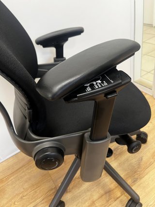 Steelcase Leap V2 (modelo de sala de exposición)