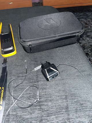 Walkie Talkie Motorola Nero/Giallo
