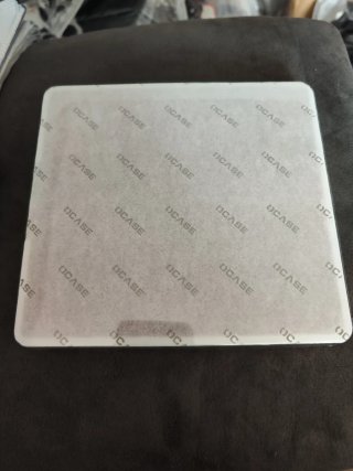 Funda de piel OCASE para móvil.