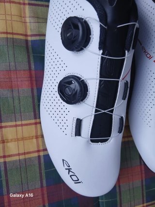 BOTAS EKOI PERF. ROAD CARBON TECH NUEVAS