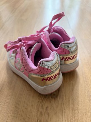 Heelys rosas talla 32