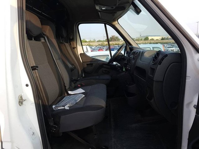 Renault Master - Furgón T L3H2 3500 dCi 96kW (130CV) CAMPER