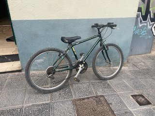 Bicicleta Rockraider 26 (otra de 24 va de regalo)