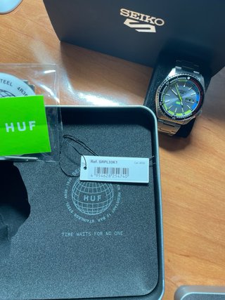 Seiko 5 Sports HUF Edición Limitada SRPL33K1
