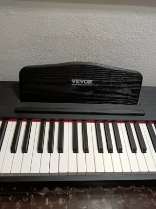 Piano Digital Negro