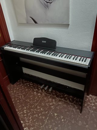 Piano Digital Negro
