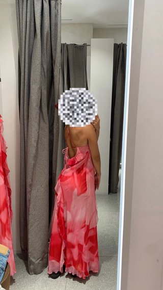 Vestido rosa y rojo con bolso