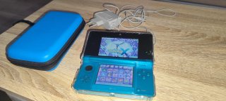 Nintendo 3DS + Cargador + Funda Azul