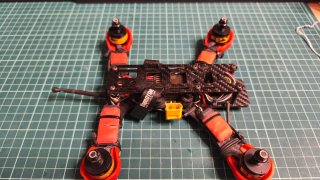 Dron de carreras BETAROTOR