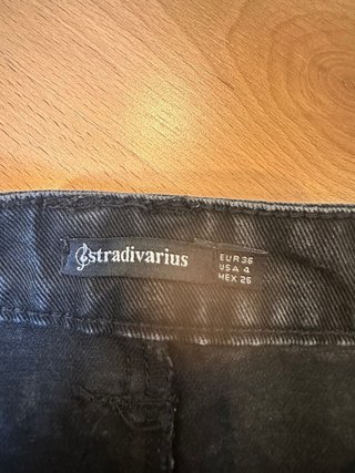 Falda tejana Stradivarius negra botones T.36