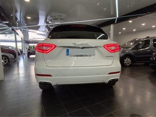 Maserati Levante 2016