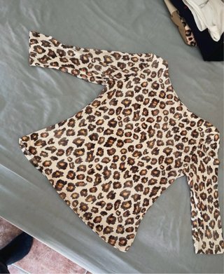 Camisa ajustada estampado leopardo