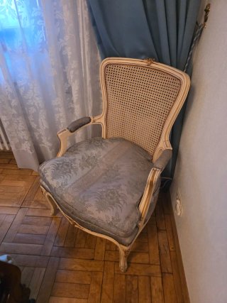 Sillas antiguas estilo francés madera y ratán