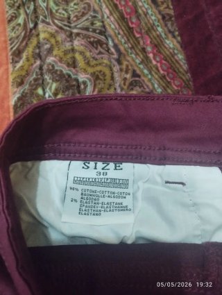 Pantalón morado nuevo