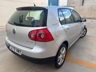 * Volkswagen Golf V 2.0tdi * 140CV*