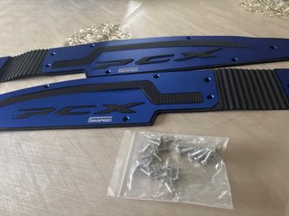 Reposapiés Honda PCX Azul