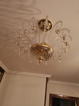 Lámpara de techo cristal y metal dorada